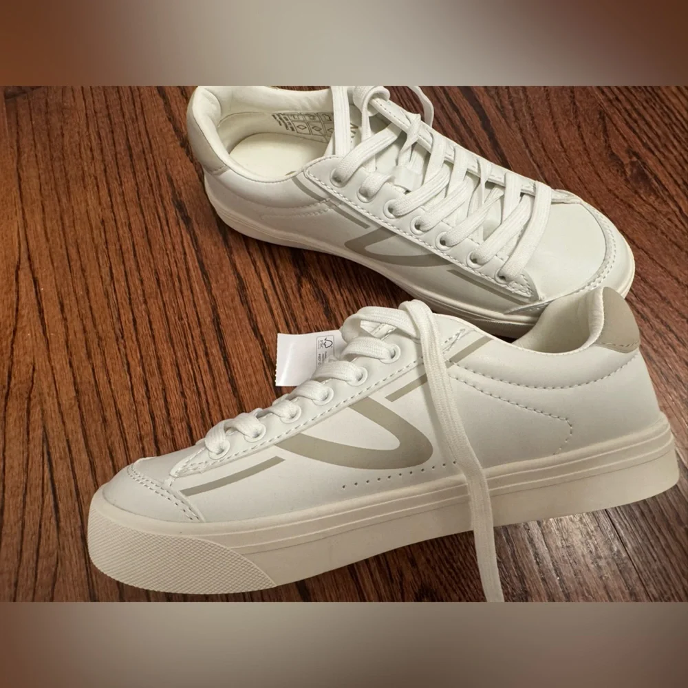 Tretorn White and Gray Sneakers - Picture 4 of 6